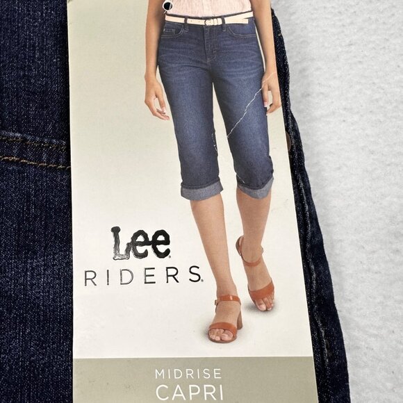 Lee Riders Mid Rise Capri Jeans - Size 22M - NWT - Picture 3 of 7